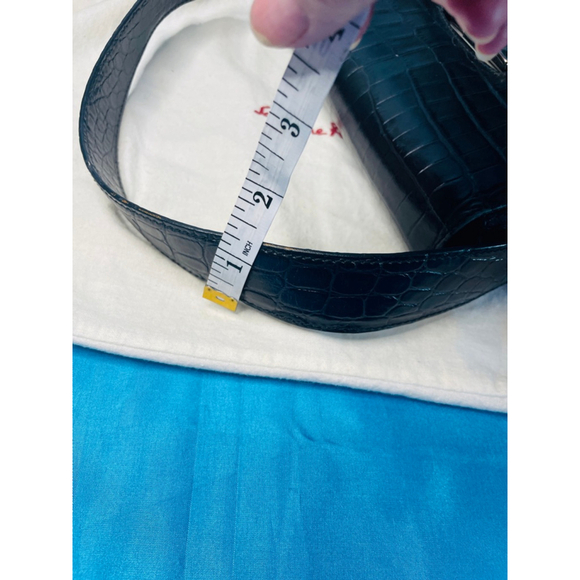 Women's Salvatore Ferragamo Vintage Black Leather Shoulder Bag EUC - Picture 16 of 16